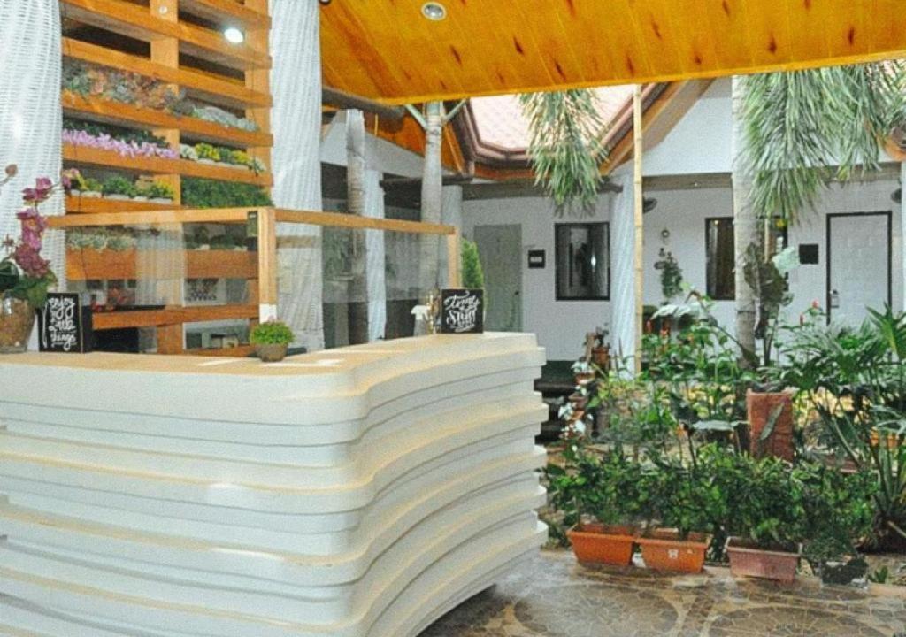 Infinite Green Pension Puerto Princesa Exterior photo